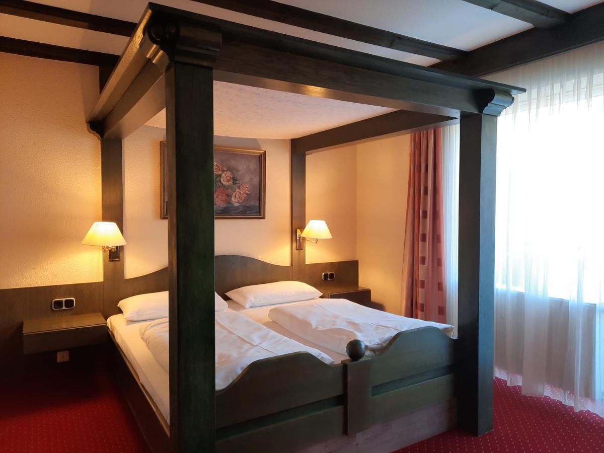 Berg-gasthof Hötzelein Hotel 3*